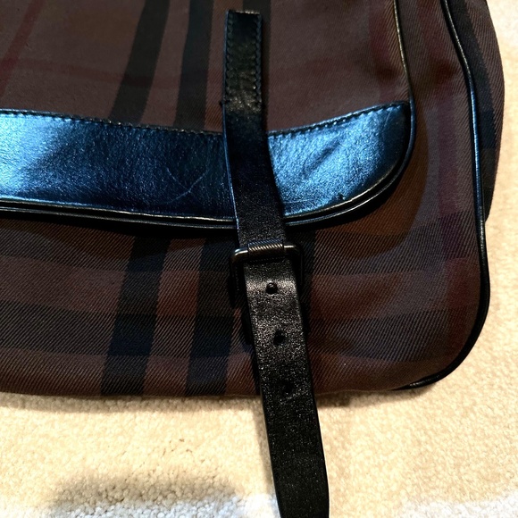 BURBERRY MESSENGER BAG - Picture 5 of 6